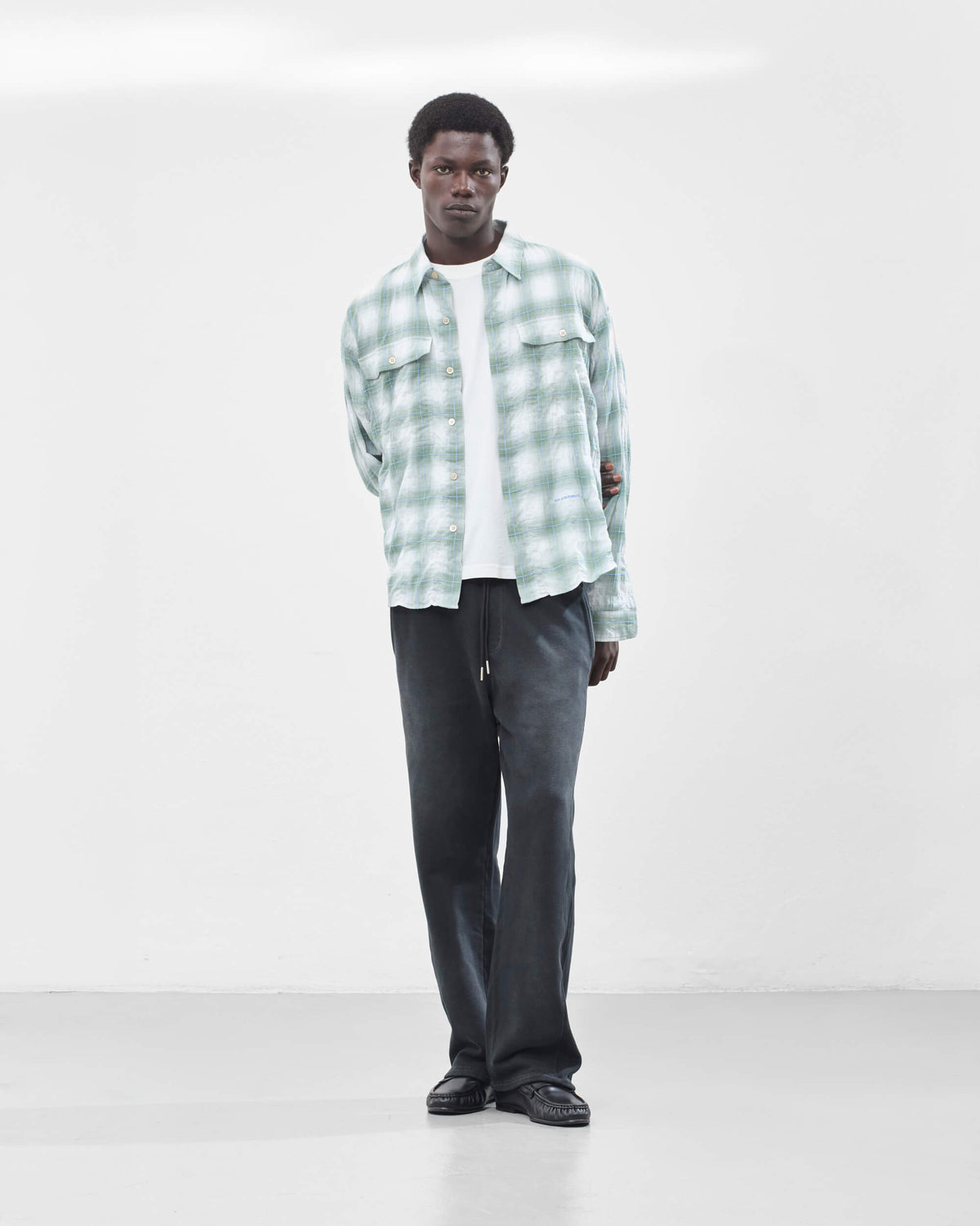 Lightweight Crinkle Overshirt